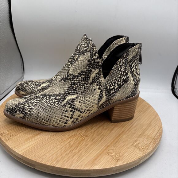 Blondo Esmee Waterproof Snake Print Ankle Bootie Block Heel Zip Women's 8M - Picture 4 of 11